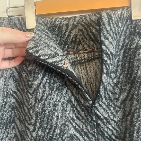 Point Zero, size 2, WOOL skirt, mini, A line, animal print - Picture 5 of 8